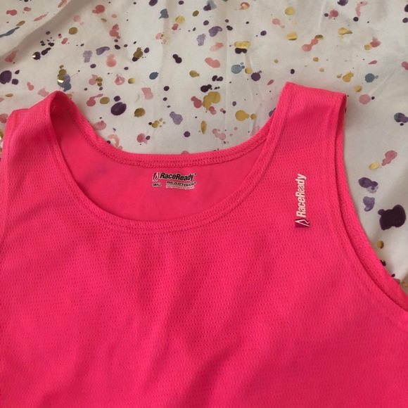 Pink Workout Top💕 - Picture 7 of 7